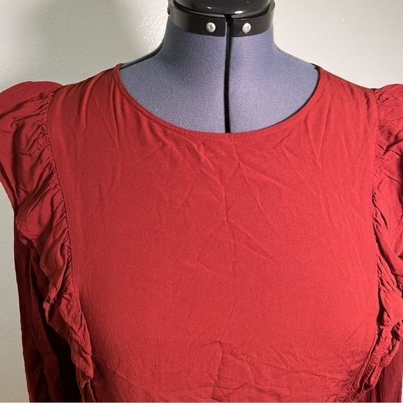 Loft Wild Currant Ruffle-Sleeve Peplum Top - Picture 4 of 12